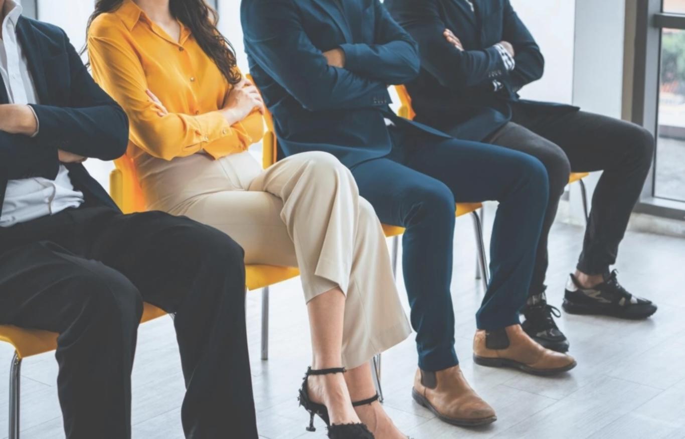 Interface de gestion des webinaires montrant la planification des sessions éducatives